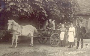 Tante Lieschen, Onkel Hans und Onkel Fritz in Grenz