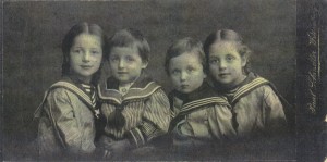 Grete, Hans, Kurt und Lisbeth in Apollensdorf